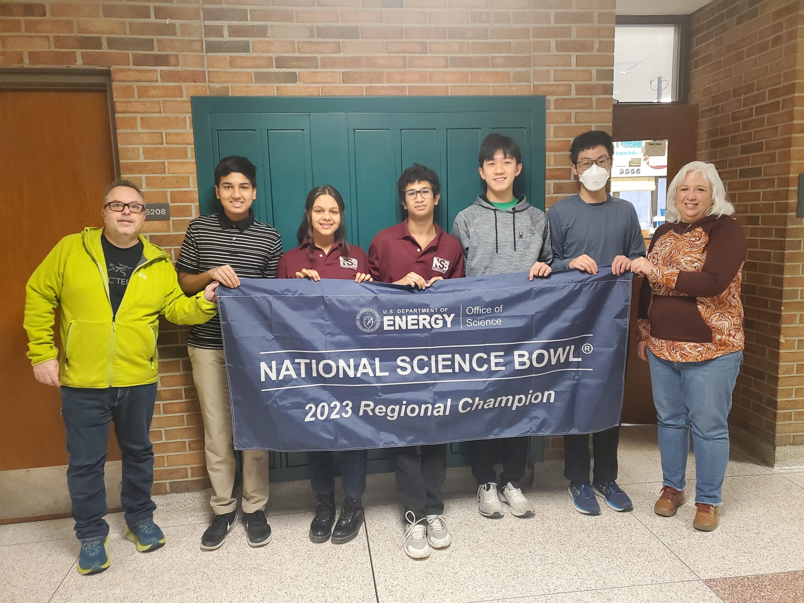 Huron High School Science Bowl team headed to nationals after regionals